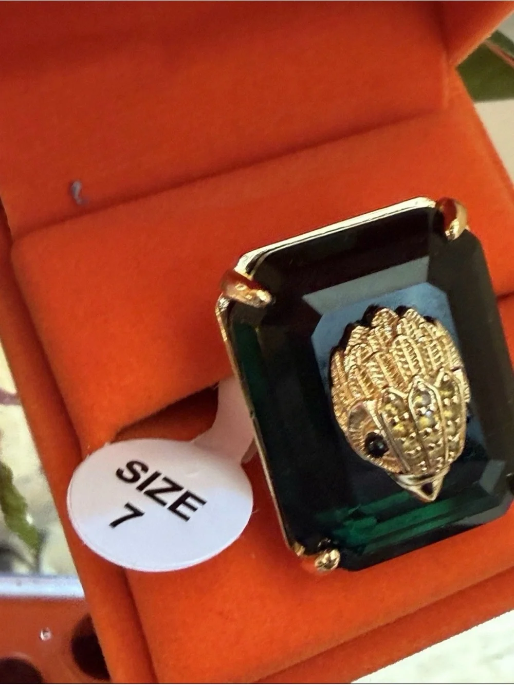 Kurt Geiger London XL Cocktail Emerald Green Ring Sz 7 - Picture 2 of 7